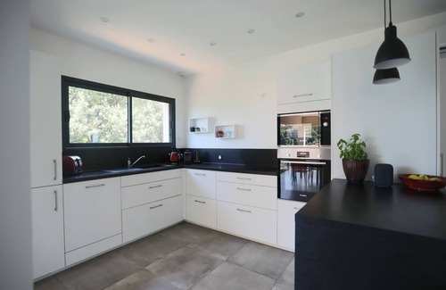 Petreto-Bicchisano Casa | South Corsica, modern, fully air-conditioned villa with exceptional view.