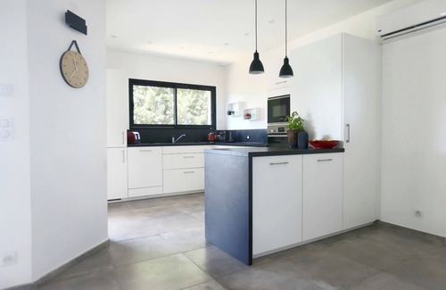 Petreto-Bicchisano Casa | South Corsica, modern, fully air-conditioned villa with exceptional view.