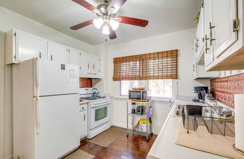 Cleveland Heights Apartamento | South Euclid Apt < 10 Mi to Downtown Cleveland!