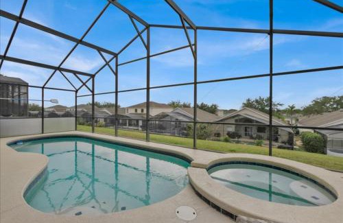 Highgate Park Casa | South Facing 4 Br Spacious Pool Home