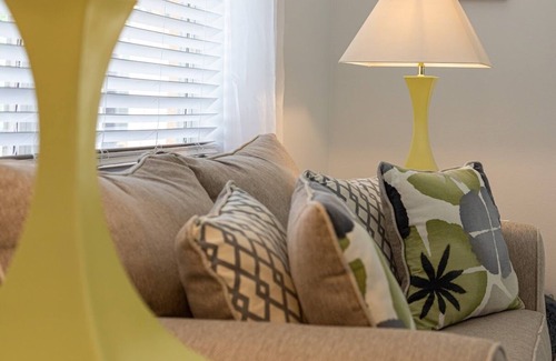 Veranda Palms Villa | South facing pool & spa on water conservation area in gated community
