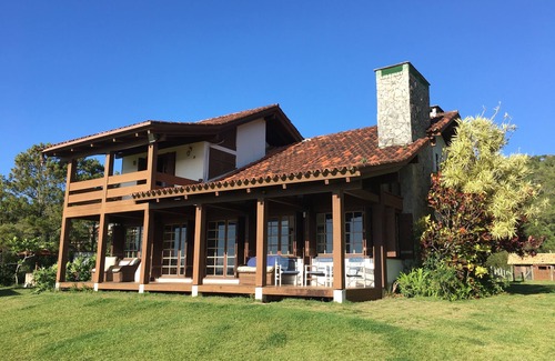 South Region Casa | AL SUR DE LA PLAYA DE SILVEIRA EN GAROPABA