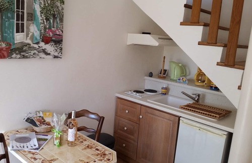 Cucuron Casa | South Luberon, T1 ** en Mas encantador, 2 personas. Ideal para excursionistas.