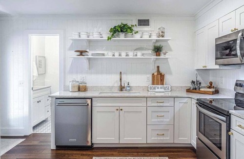 Seagrove Beach Cabaña | South of 30A - Walk to Beach - Bikes Included!