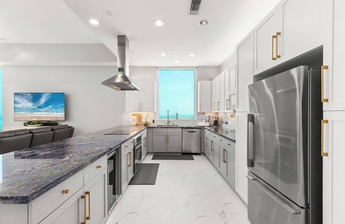 South Padre Island Condominio | South Padre Island Sapphire Luxury Penthouse! Incredible Space X & Ocean Views!