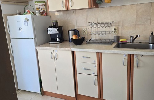 g.k. Strelbishte Apartamento | South park 2bdr suite in Sofia , near metro with WiFi, AC