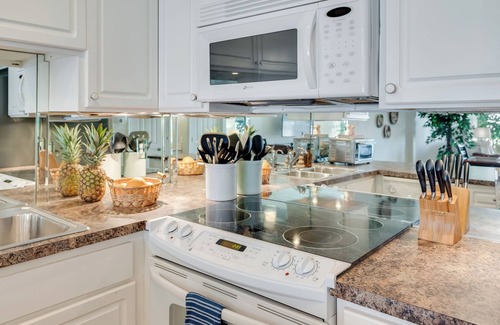 Upper Grand Lagoon Casa | South Point Marina, Bay Point, Bay Views, Golf