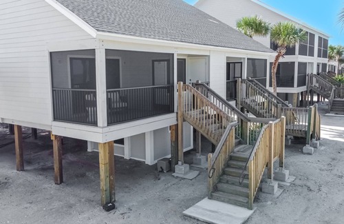 Captiva Cabaña | SOUTH SEAS BEACH COTTAGE 1411- Luxury Cottage- Brand New To Rental Program!