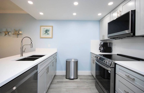 Captiva Casa | South Seas Beach Villa 2217: Your Island Escape with Stunning Gulf Views!