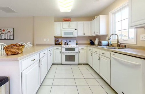Ocean View Condominio | South Shore Marina -- Marina View Ct. - Bethany Beach, DE