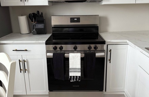 Borderland Condominio | South Williamson Suites 2 br 2 bath