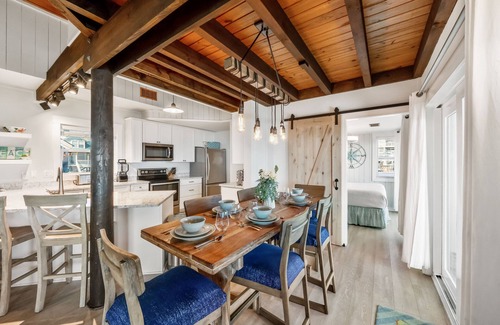 St. George Island Casa | South Wind: Gorgeous Beachfront Home, Private Pool, Hot Tub, Fire Pit