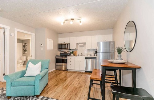 Collingwood Condominio | South Wind - Modern Condo in Collingwood - Sleep 5