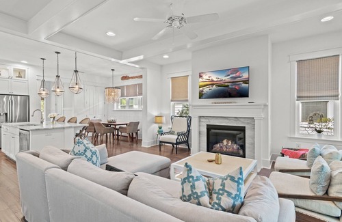 Santa Rosa Beach Casa | Southern Attitude | 4BR/4.5BA Luxury Home | Golf Cart, Bikes & Resort Pools