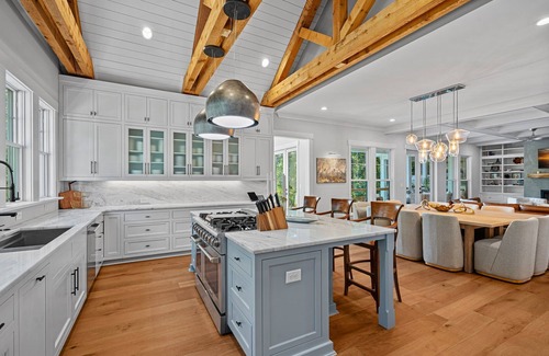 Mooresville Casa | Southern Belle by SoCharm | Lakefront Charm with Pool Suite
