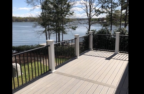 Lake Norman of Catawba Casa | La propiedad frente al lago Southern Breeze admite mascotas por un cargo adicional