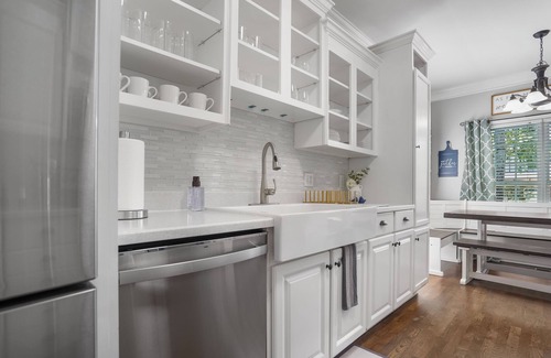 Murfreesboro Casa | Southern Comfort Getaway Murfreesboro-Sleeps 10