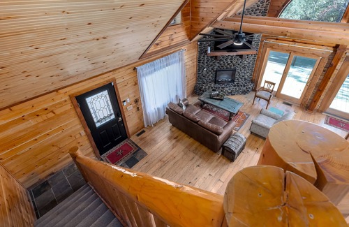 Muenster Cabina | Southern Comfort: The Bluff's at Saint Jo