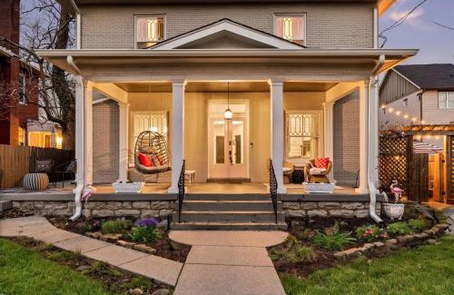 Historic Waverly Casa | Southern Elegance-Private Hot Tub-Walk to 12 S