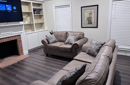 Albany Condominio | Southern Hospitality