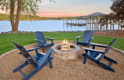 Mount Mourne Casa | Southern Sunrise Covered Dock & Optional Boat Rental