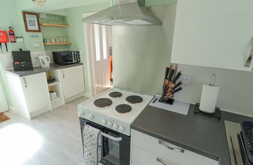 Louth Cabaña | SOUTHFIELDS ANNEX, pet friendly, with a garden in Louth