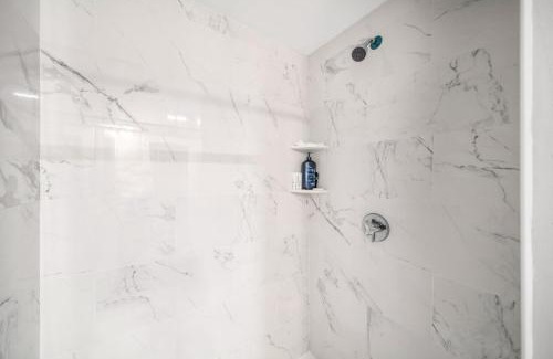 Columbus Park - Andrew Square Apartamento | Southie Living by Seaport, Red Line, Beach & Bars
