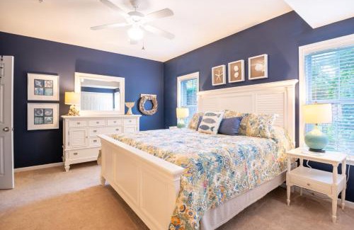 Southport Casa | Southport Condo near ICW and Golf - Dogs Allowed - Ground Level