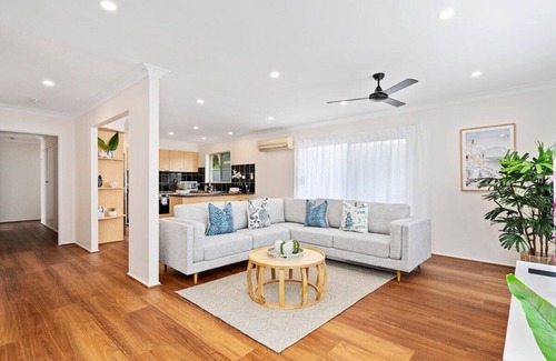 Southport Casa | Southport Oasis 6bd PoolCentral
