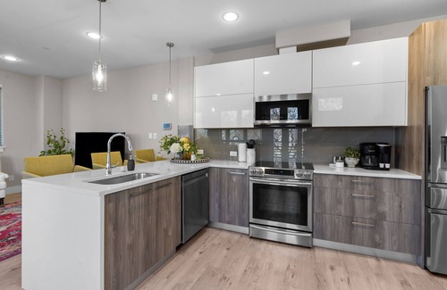 Fort Worth Condominio | Southside 2B/3B RF Deck *Wkly & Mthly Discounts*