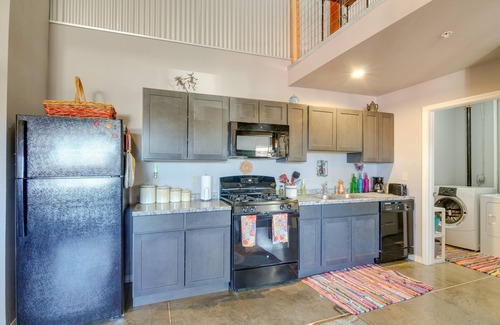 Del Norte Apartamento | Southwest Colorado Getaway Near Skiing & Hiking!