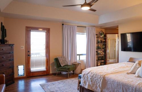 Fountain Hills Casa | Southwestern Desert Escape Pool, Hot, Tub, Sleeps 12