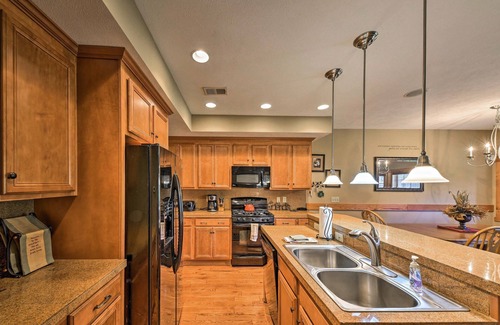 Champion Casa | Cozy Southwind Seven Springs Home, Ski-In / Ski-Out!