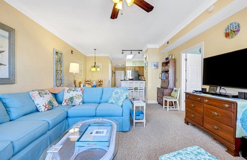 Kill Devil Hills Condominio | Condominio bien equipado al otro lado de la calle de la playa! ¡Piscina, vistas y más! (SP202 - Sea Grace)