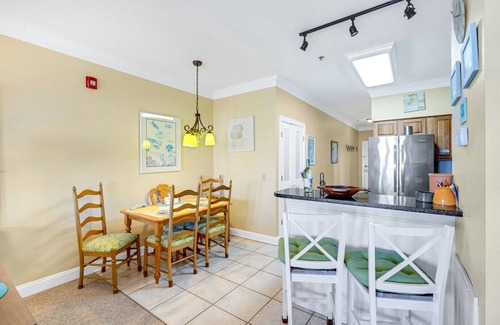 Kill Devil Hills Condominio | Condominio bien equipado al otro lado de la calle de la playa! ¡Piscina, vistas y más! (SP202 - Sea Grace)