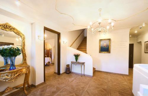 Hradcany Cama Y Desayuno | Spa Beerland Chateaux – U Zlaté Hrušky/At Golden pear