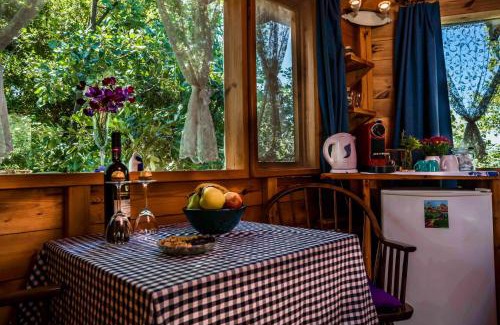 Amirim Casa | Spa in The Woods - B&B in Amirim