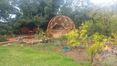 Amirim Casa | Spa in The Woods - B&B in Amirim
