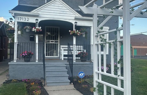 Detroit Apartamento | Spa Retreat