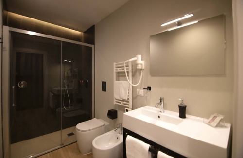 Brindisi Histotic Center Apartamento | SPA Suite with jacuzzi and kitchen | Palazzo Bellocchi - Brindisi City Center