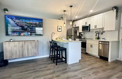 North East Park Casa | Spa & Sun in St. Pete – Hot Tub, Patio, 3 miles from Downtown & nearby Beaches
