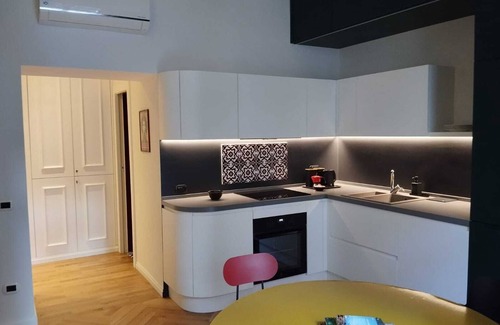 Naples City Centre Apartamento | Spaccanapoli home short lets.