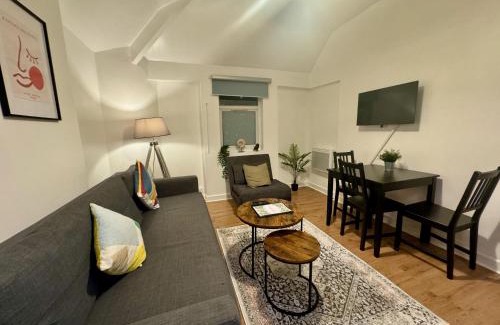 Roath Apartamento | Space For Groups, 10 mins from centre with parking!