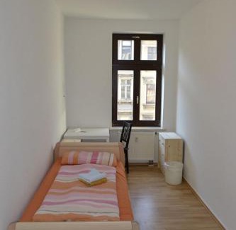 Anger-Crottendorf Apartamento | Space Hotel im Campus der JvP Schule