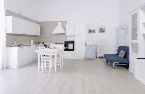 Santa Maria Capua Vetere Casa | Spacious Loft with Park View - Cozy Retreat in the City Center