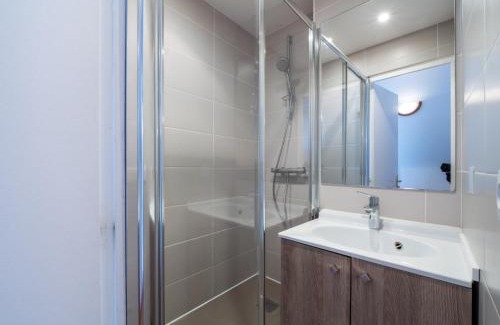 Tignes le Lac Apartamento | Spacieux appartement skis aux pieds avec balcon en plein cœur de Tignes le Lac - FR-1-502-489