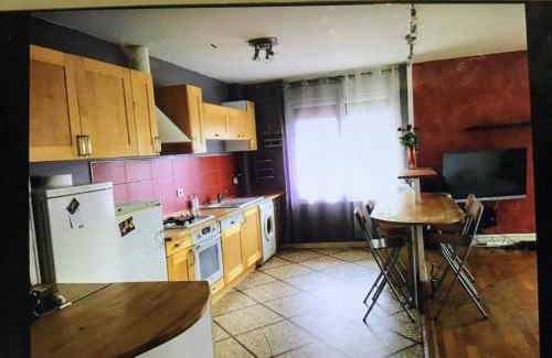 Quartier Exposition-Bajatiere Apartamento | Spacieux et confortable T3 88m2 Grenoble secteur Jeanne d Arc