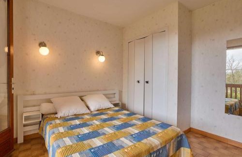 Barbotan-les-Thermes Apartamento | Spacieux T2 avec balcon, parking et wifi à Barbotan - FR-1-841-45
