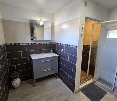 Lanrelas Apartamento | Spacieux T3 en Centre Bretagne
