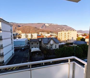 Seyssinet-Pariset Apartamento | Spacieux T4 vue sur les Alpes